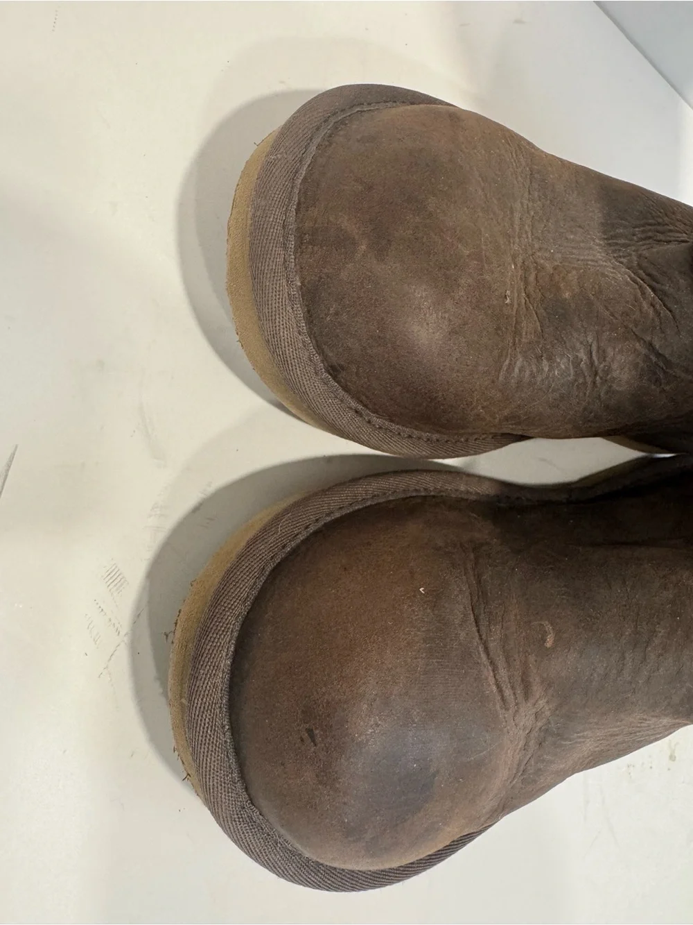 UGG Kensington Women's Brown Leather & Shearling Boots 5678 Size 6 nwot